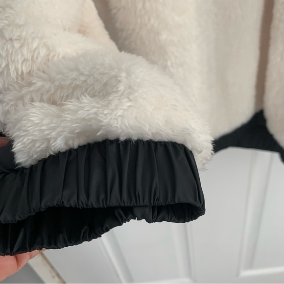 UGG NIKO SHERPA CREWNECK PULLOVER - Picture 4 of 9